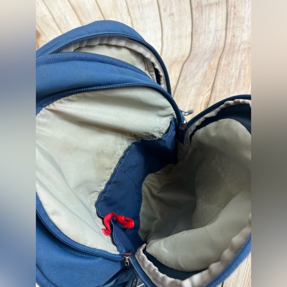 Osprey Daylite Commuter H2O Blue Backpack  13L Hiking Bag - Picture 6 of 8